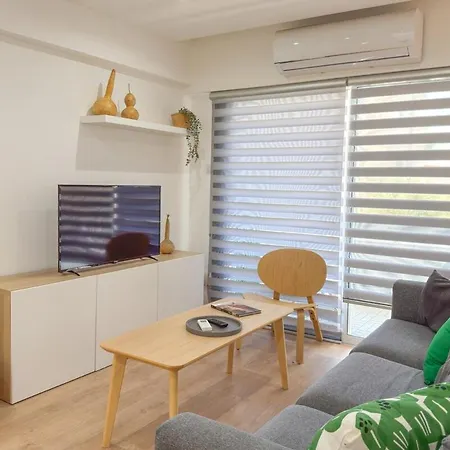 Modern 2br Retreat In Sleeps 4 * Nikosia